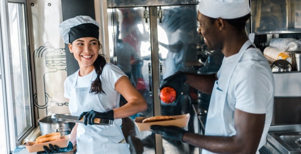 responsibilities-of-a-food-handler